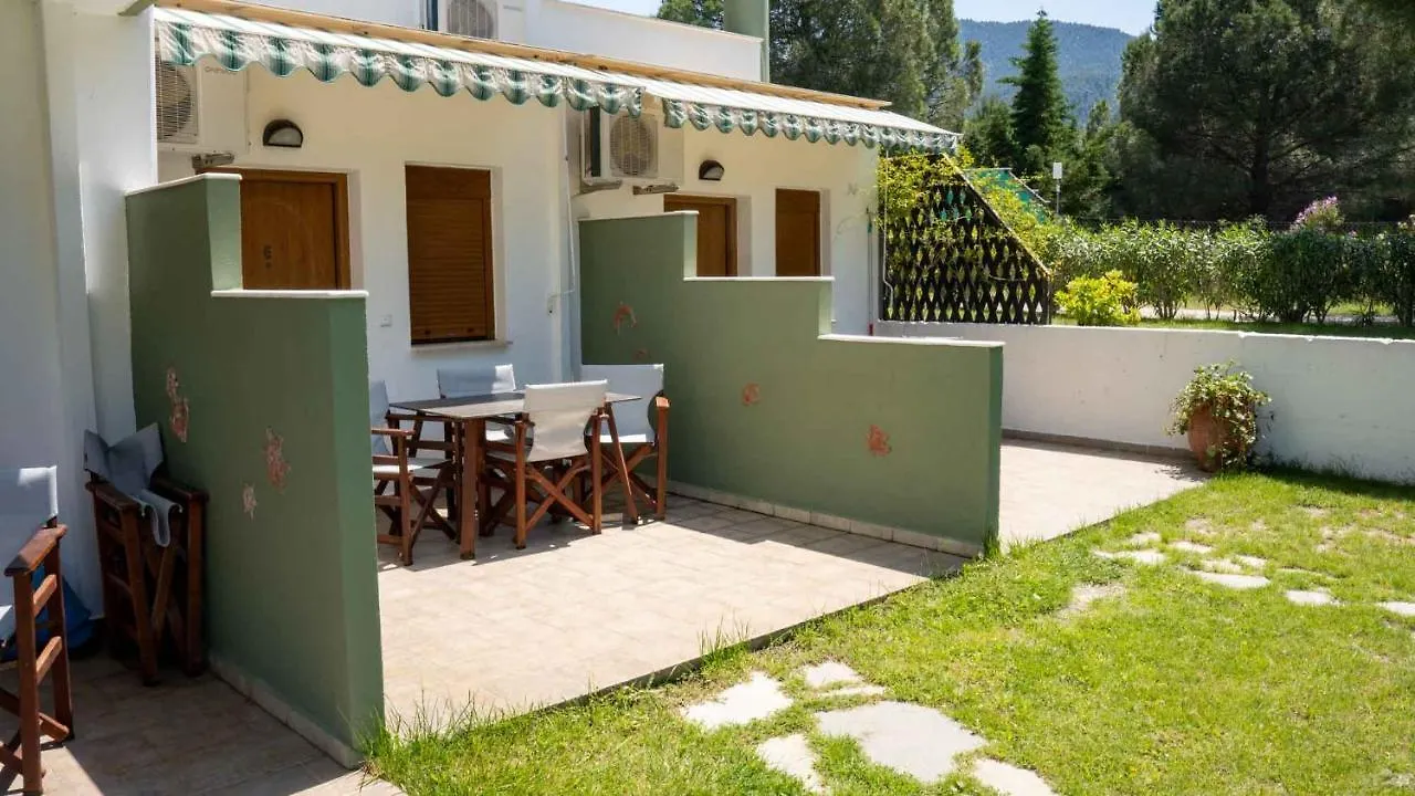Alexandros Hotel Apartments Vourvourou 3*,  Greece